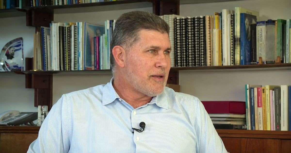 Óscar Pérez-Oliva Fraga: Cuban Economic Reforms Aren't Driven by External Pressure