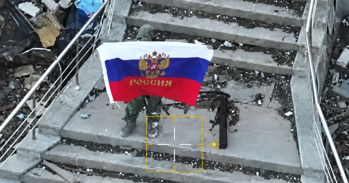 Russia Claims Full Control Over Strategic Ukrainian City in Donbas
