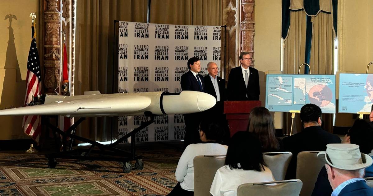 Dron iraní exhibido en Coral Gables. © X/UANI