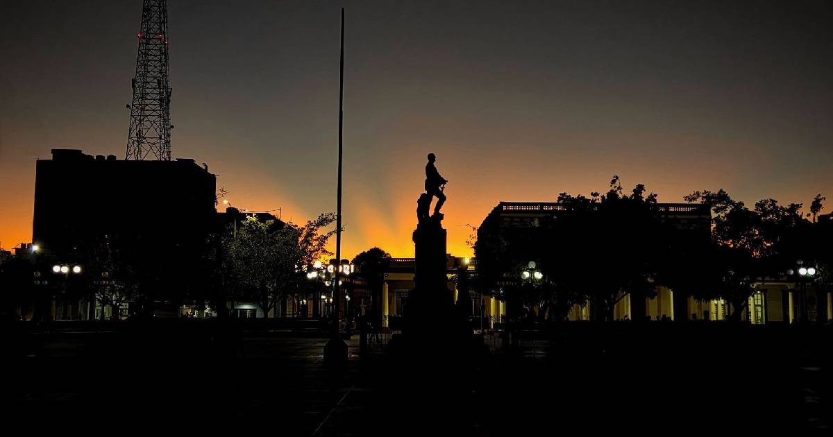 Electric Company in Holguín Urges Gradual Appliance Use After Power Restoration