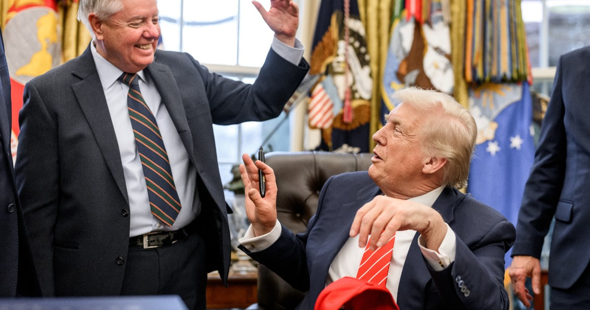 Flags Lowered Across the Nation in Tribute to Influential Senator Lindsey Graham