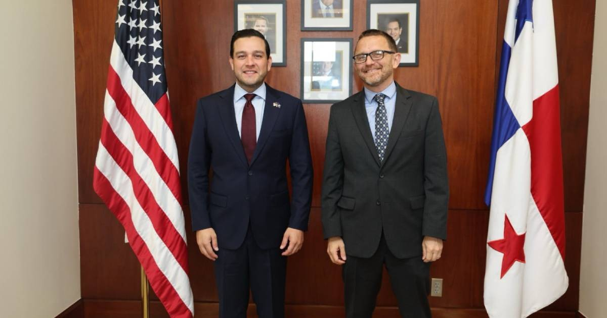 United States Intensifies Pressure on Cuban Regime in Panama: Warns Banks and Businesses About Sanctions
