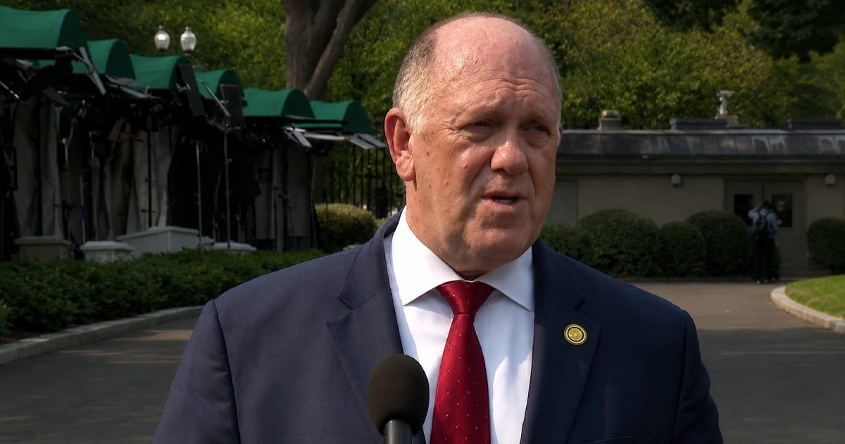 Will Deportations Halt? Trump's Border Czar Responds After ICE Pauses Vehicle Inspections