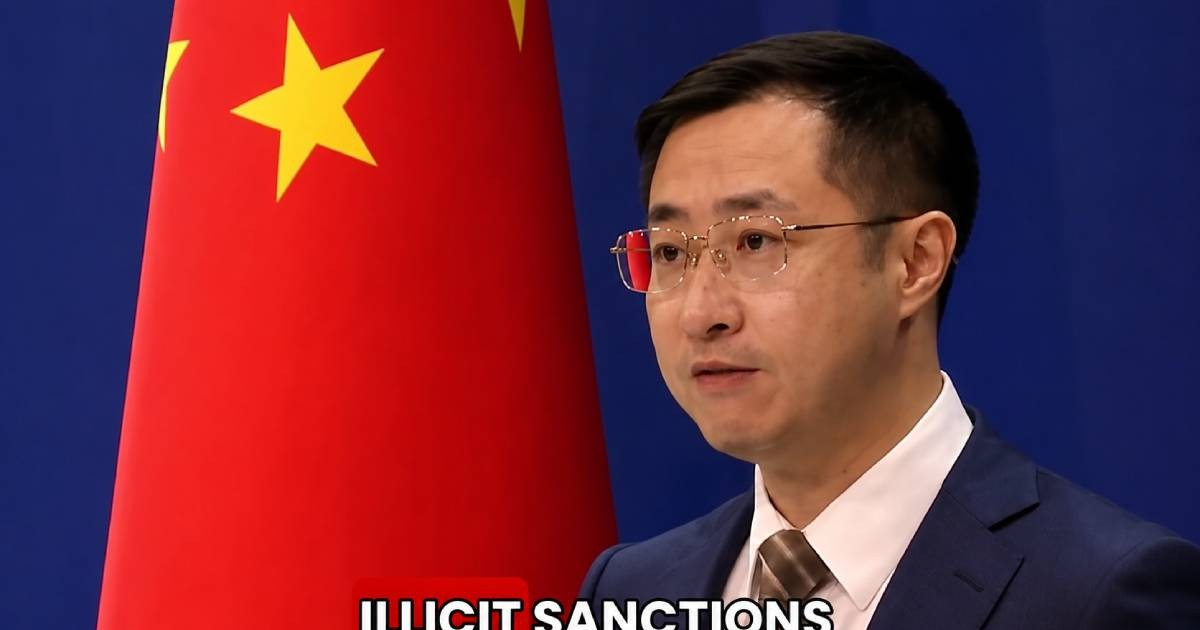 Lin Jian, portavoz del Ministerio de Relaciones Exteriores chino. © Captura de Video/X/Russia Today
