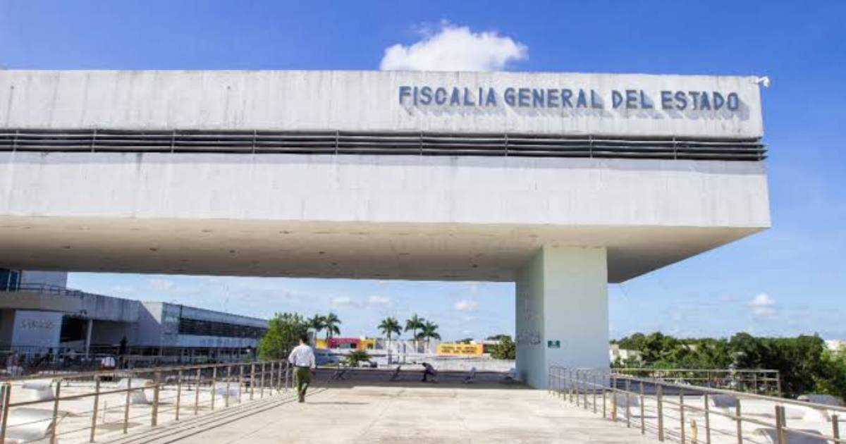 Cuban Man Claims False Accusation in Mexico Ruined His Life and Left Him Without a Passport