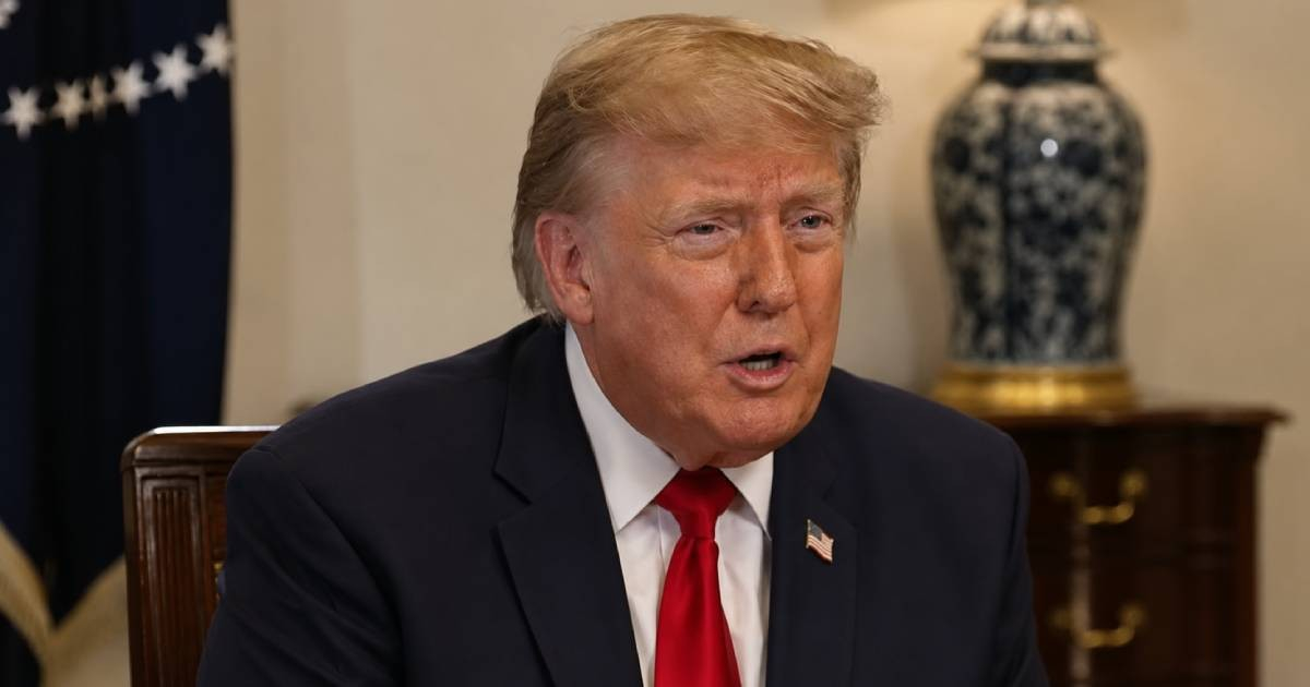 Trump Asserts Cuba Won't Mirror Venezuela, But Action Remains an Option