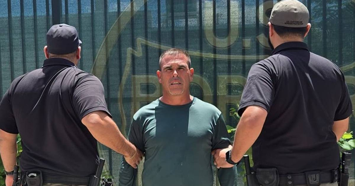 Florida Arrest of Cuban with Deportation Order Highlights Criminal Past