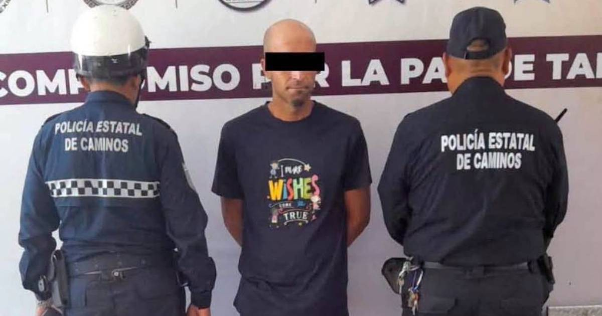 Cubano detenido en Tabasco. © Facebook/Sin Matices