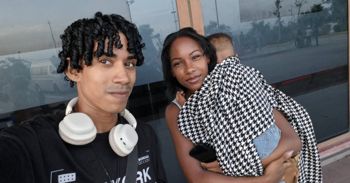 Cubans in Brazil: "From Doctor to Stranger in a Foreign Land, But We've Gained Health and Freedom"