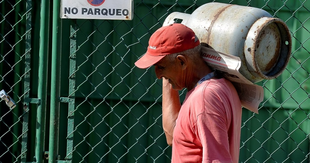 Cuban Families Struggle as Cooking Costs Soar Amid Regime's Price Hike
