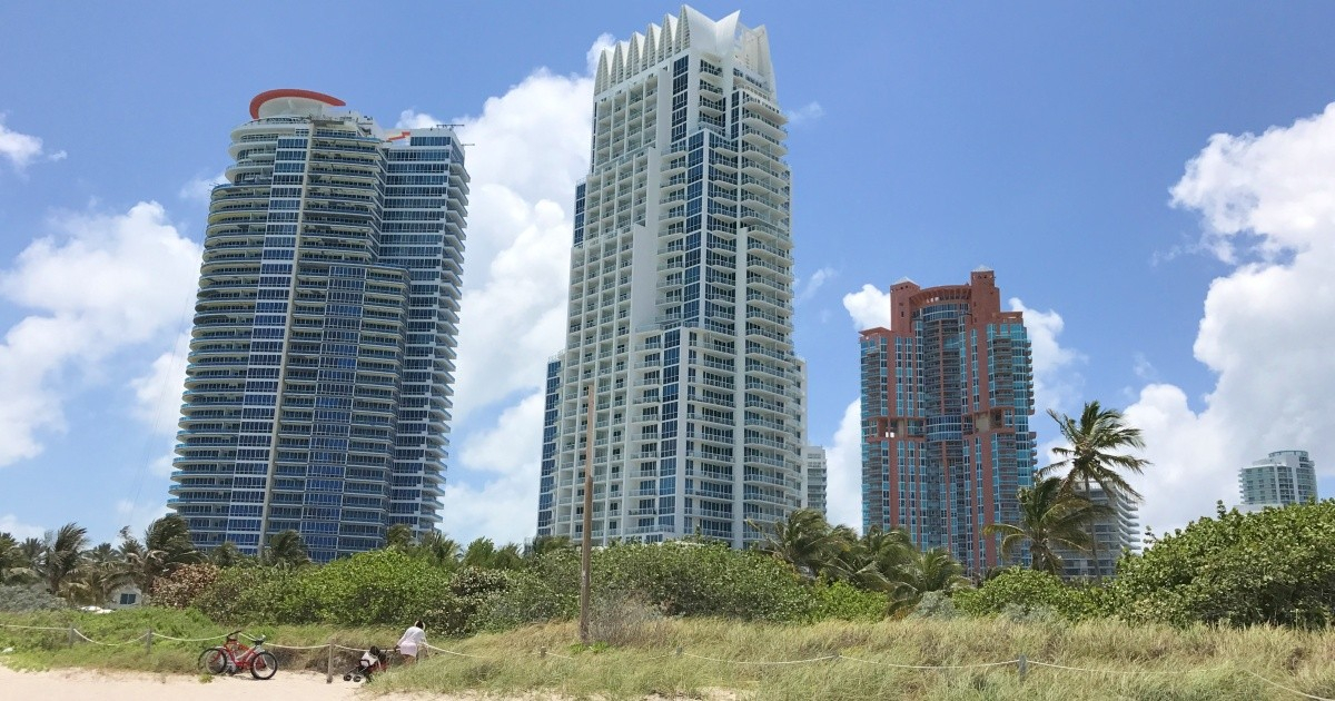 Rent Prices Drop in Miami, Yet South Florida Remains Expensive