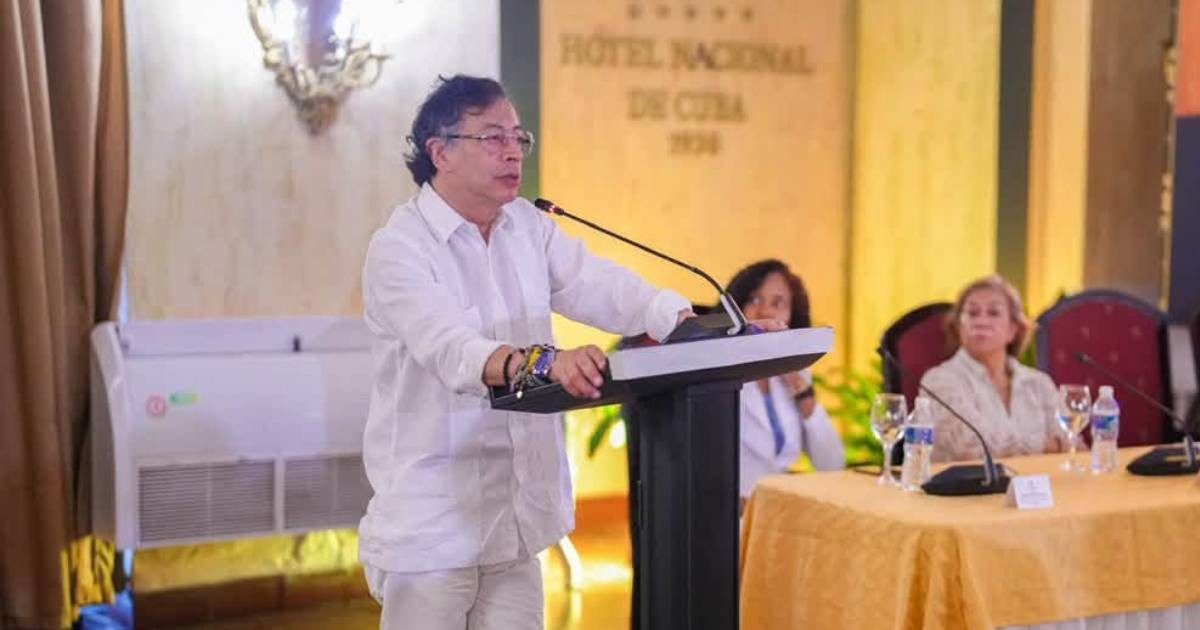 President of Colombia Defends Ex-Viceminister's Presence During Cuba Trip