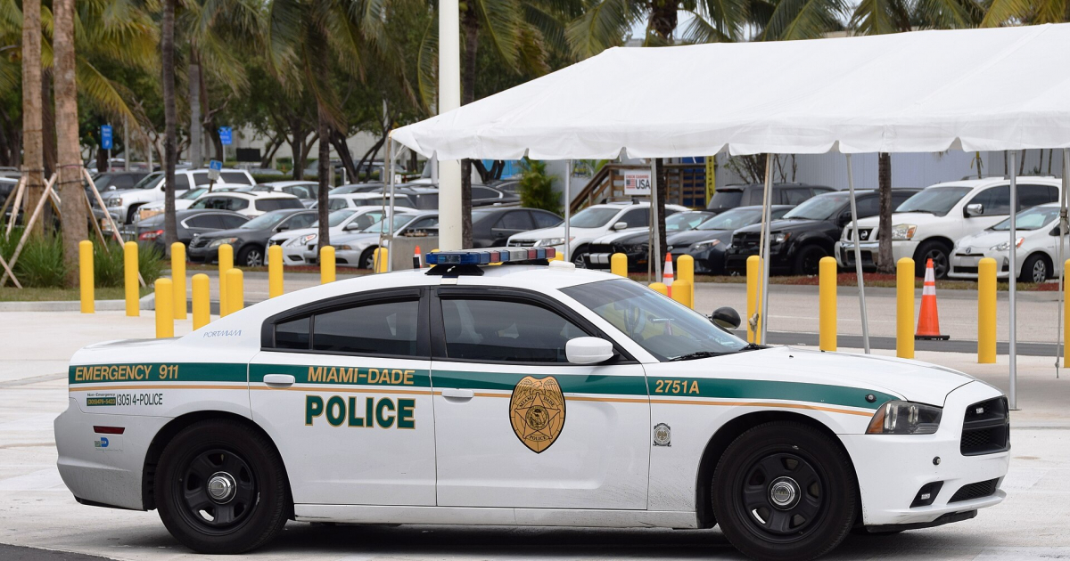 Policía de Miami-Dade © Wikimedia Commons