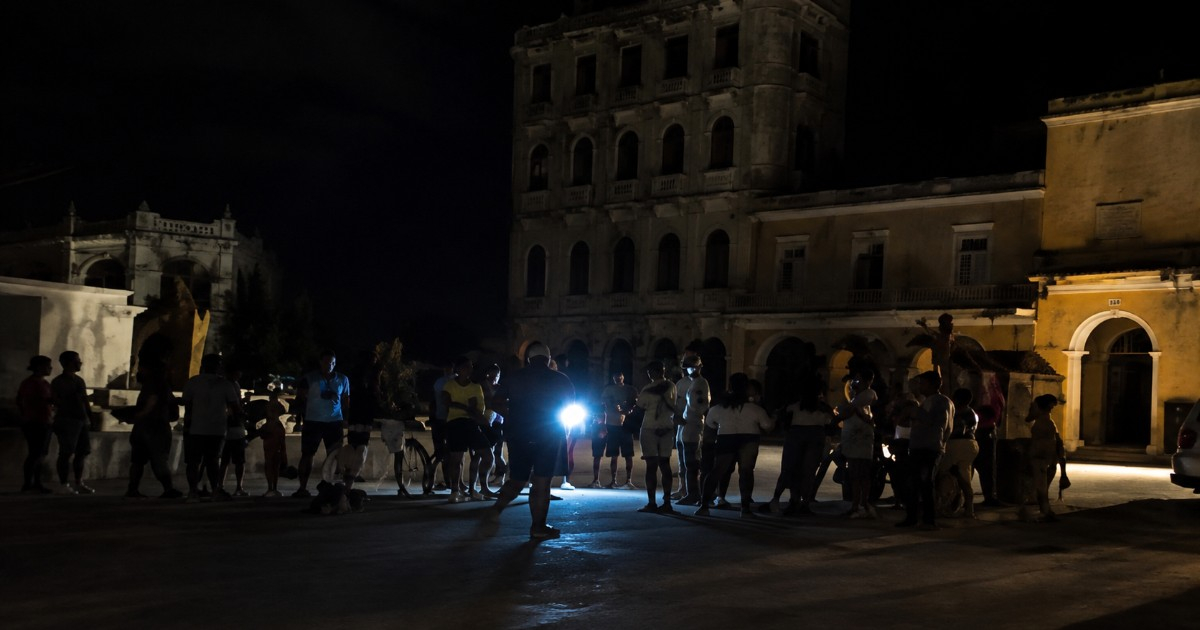 Protests Erupt Across Cuba Amidst Widespread Blackouts