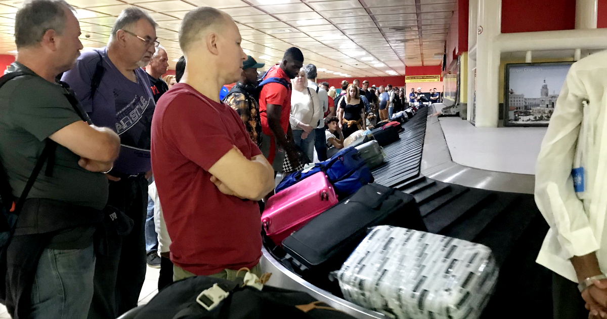 Cuban Travel Shift: Nearly Half are Returning Nationals, Not Tourists