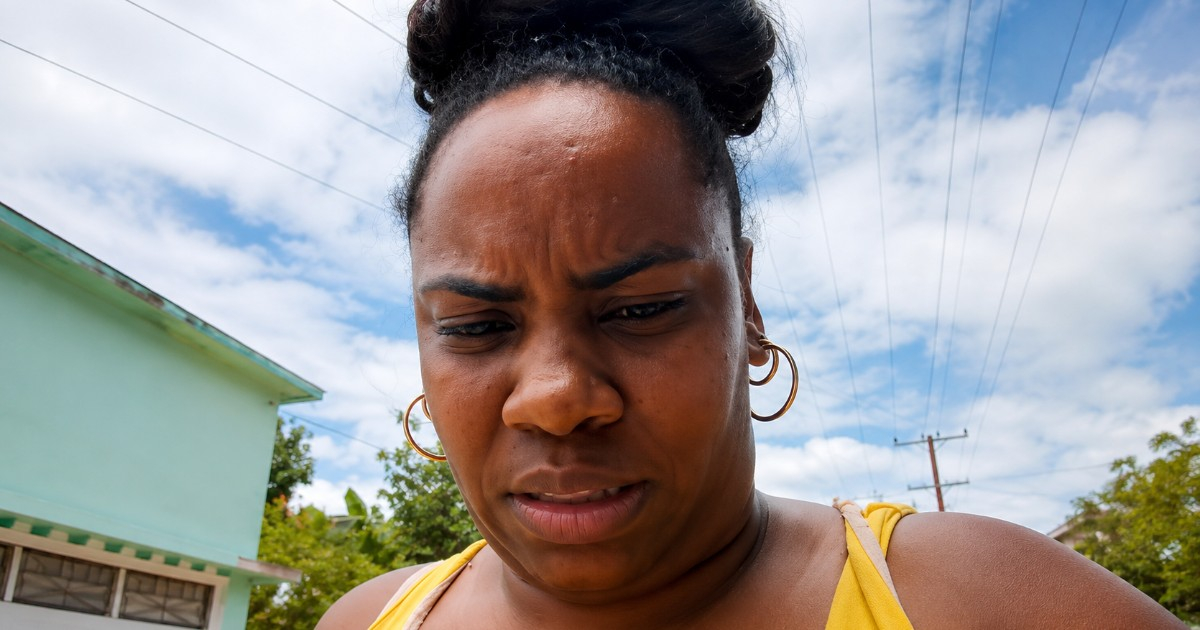 Cuban Woman Confronts Díaz-Canel After Four Days Without Power: "Resistance to What?"