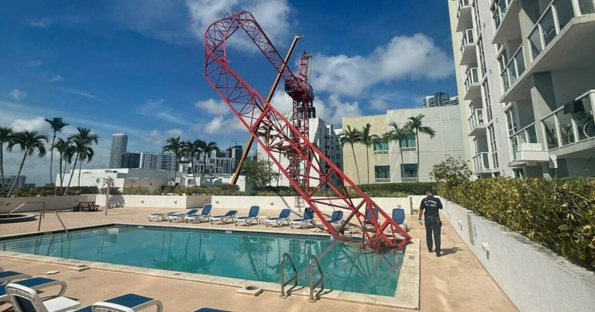Crane Mishap in Miami: Construction Arm Plummets into Pool