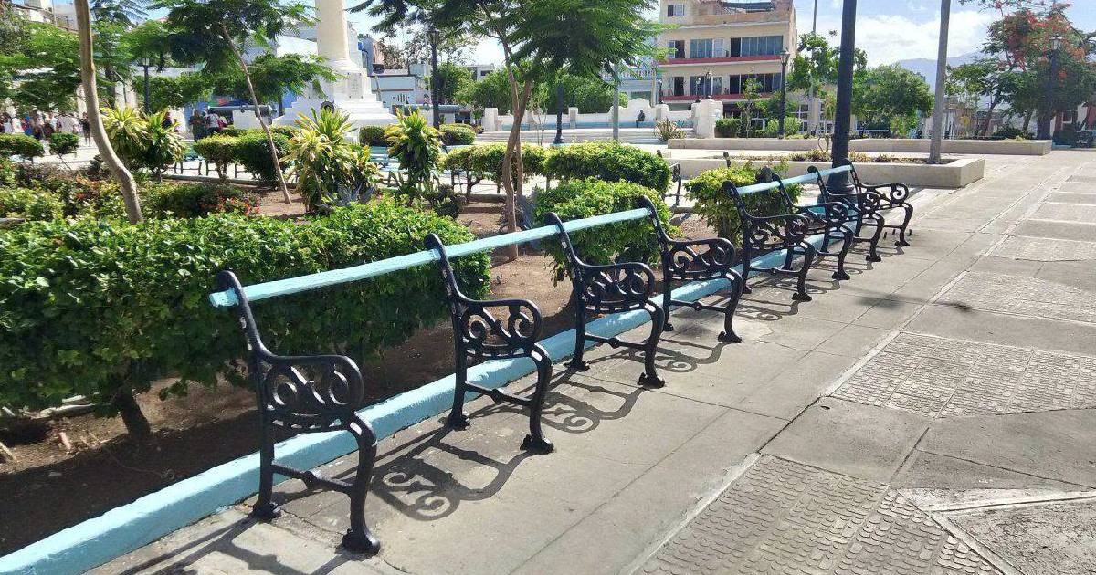 Wooden Bench Planks in Santiago de Cuba's Iconic Plaza de Marte Turned into Firewood