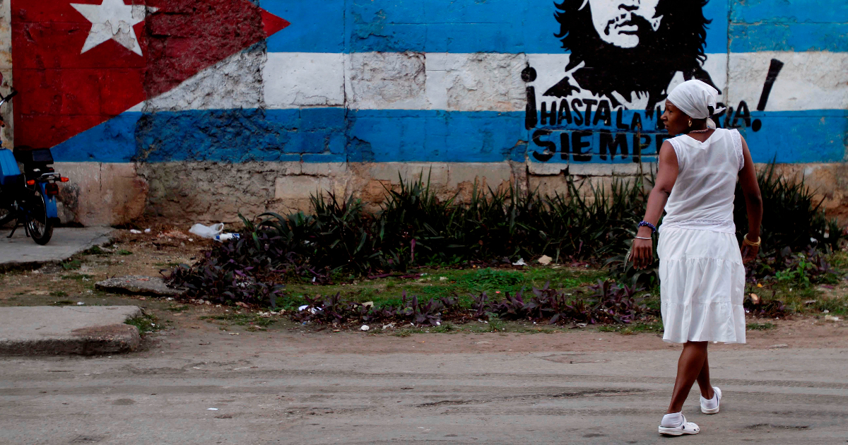Cuban Communists Challenge Economic Shift: "Pure Capitalism"