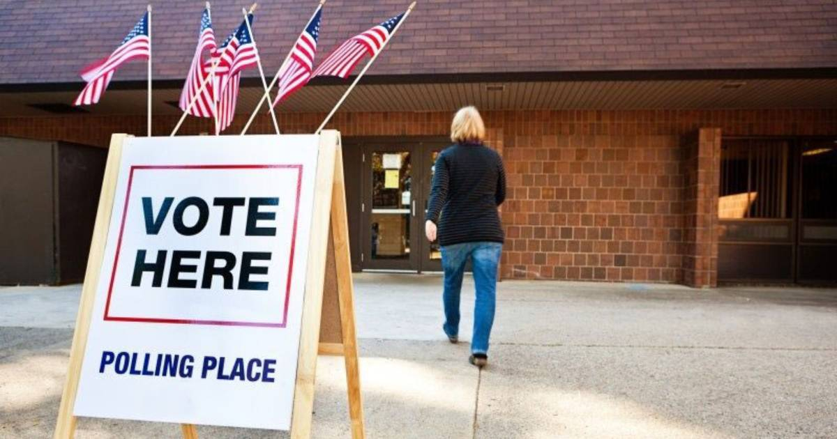 Early Voting in Miami-Dade: Only 7% of Registered Voters Participate After First Week