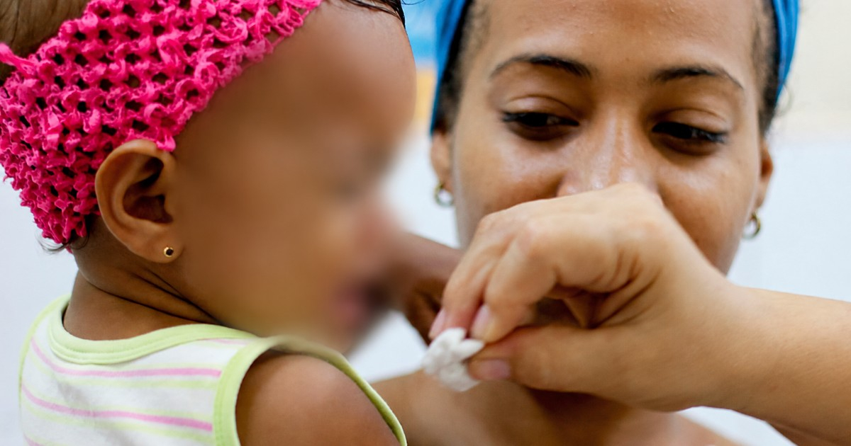 Cuban Leader Acknowledges 67,000 Infants Without Updated Vaccination Schedule