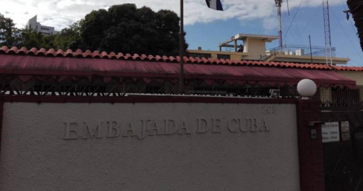 Dominican Republic's Foreign Ministry Orders Cuban Diplomats to Leave