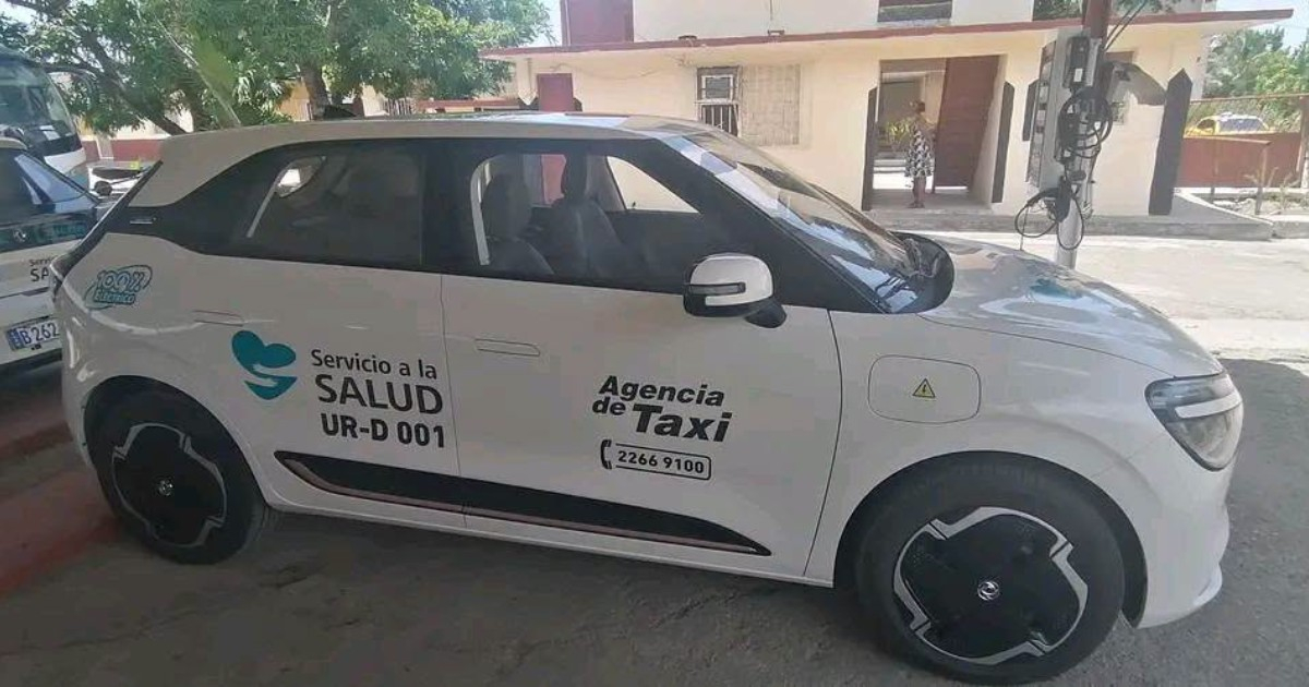 Electric Taxis Delivered in Santiago de Cuba Amid Healthcare Crisis for Dialysis Patients