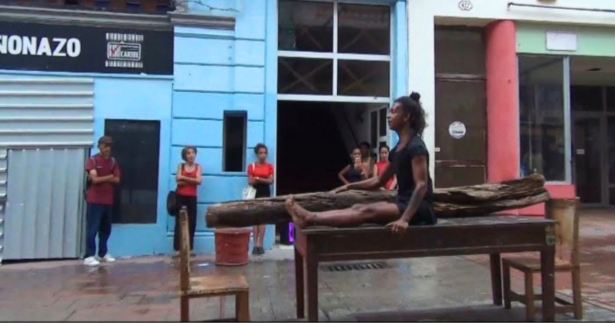 Street Performance in Santiago de Cuba: "A Cry for the Freedom to Be"