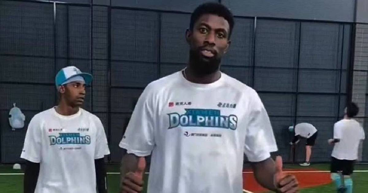 Cuban Pitchers Andy Vargas and Pavel Hernández Debut with Xiamen Dolphins in China’s Baseball League