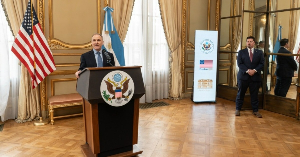 U.S. Ambassador in Argentina Anticipates Political Change in Cuba by Year-End