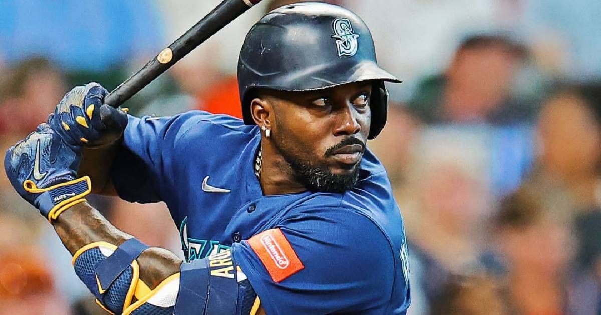 Randy Arozarena Hits 17th Home Run, Continues Elite Offensive Season