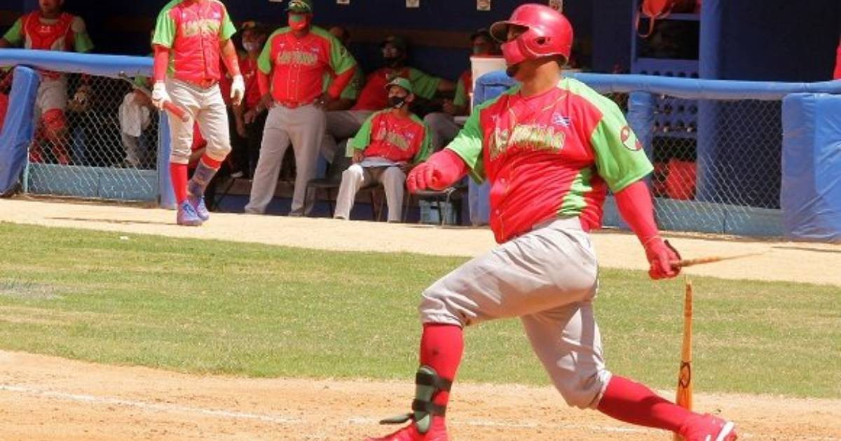 Cuba Overhauls Baseball's 65th National Series Format Amid Fuel Shortage Crisis