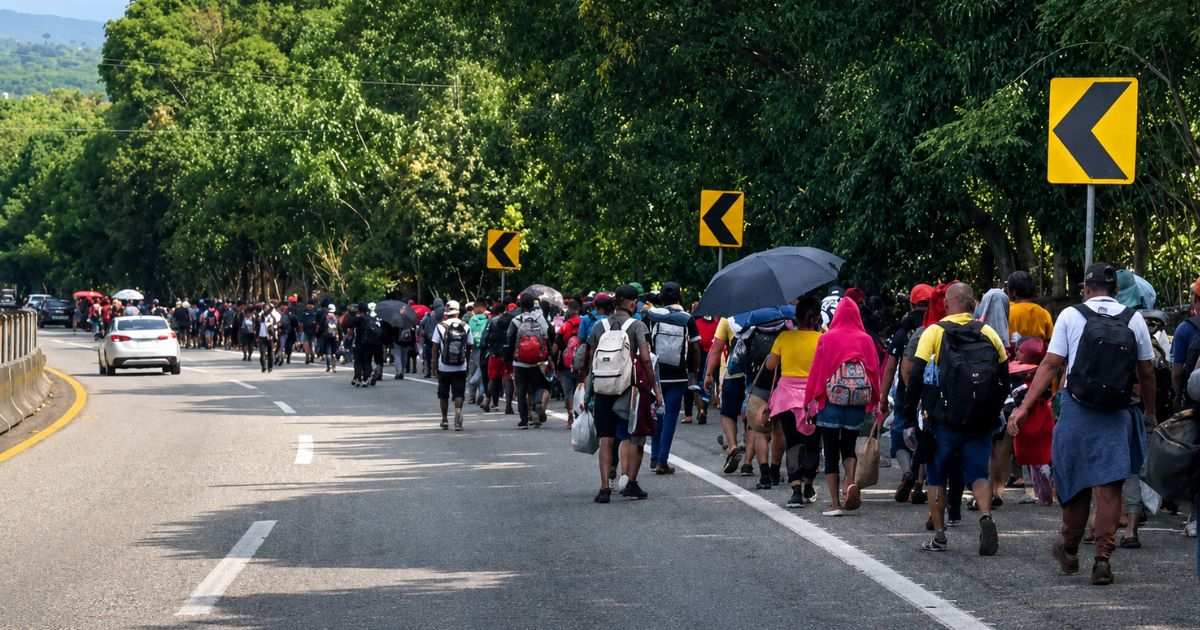 Upcoming Migrant Caravan to Depart from Tapachula, Where Thousands of Cubans Remain Stranded