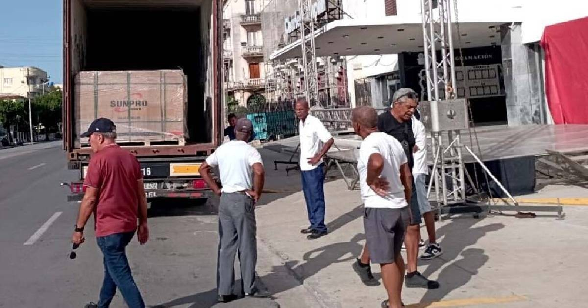 Cuban Film Industry Turns to Solar Power Amid Energy Crisis: Germany Provides Over 70 Solar Panels to ICAIC