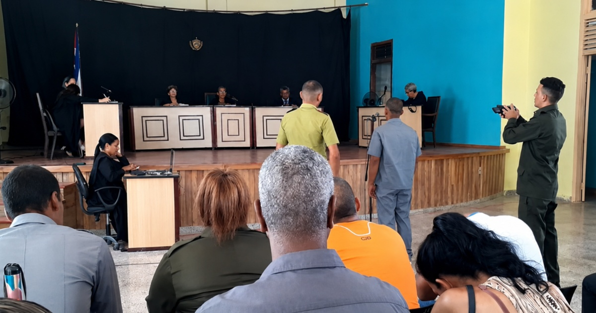 Cuban Man Sentenced to 12 Years for Stealing 120 Liters of Dielectric Oil in Contramaestre