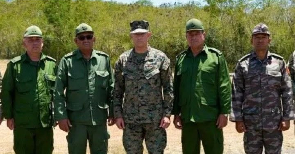 Raul Mas Canosa Believes U.S. General Issued Stern Warning to Cuban Regime: "Change or Be Changed"