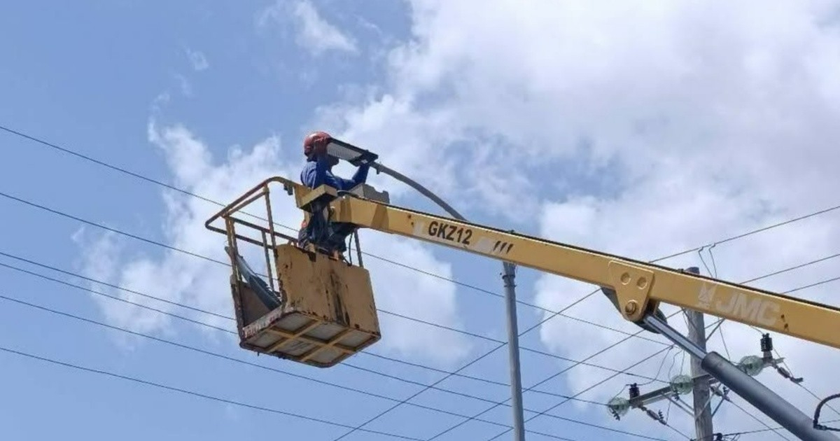Solar Streetlights Vanish in Santiago de Cuba Shortly After Installation