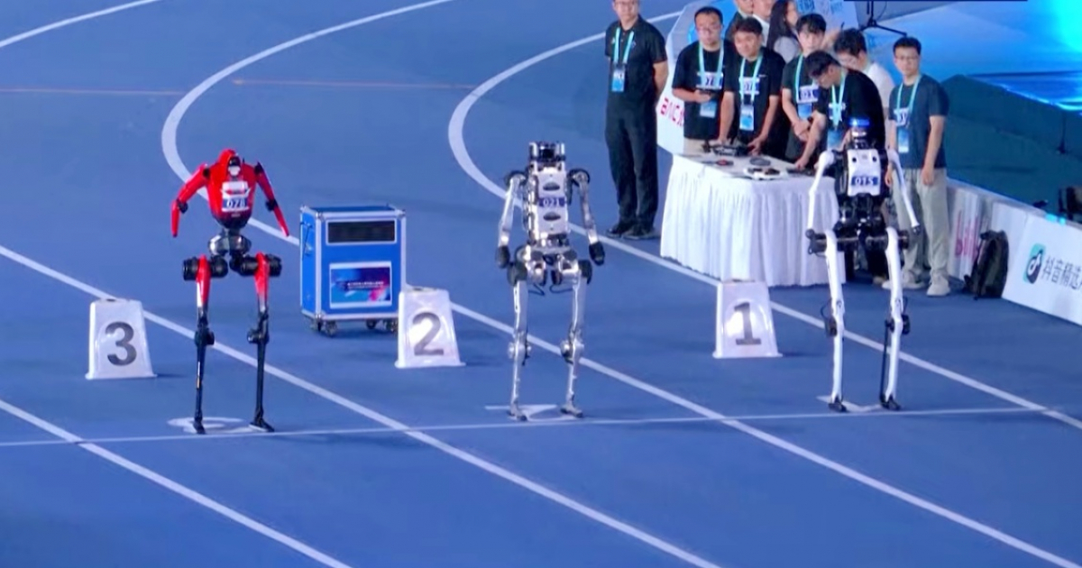Chinese Robot Breaks Usain Bolt's 100-Meter Record with Unexpected Race Conclusion