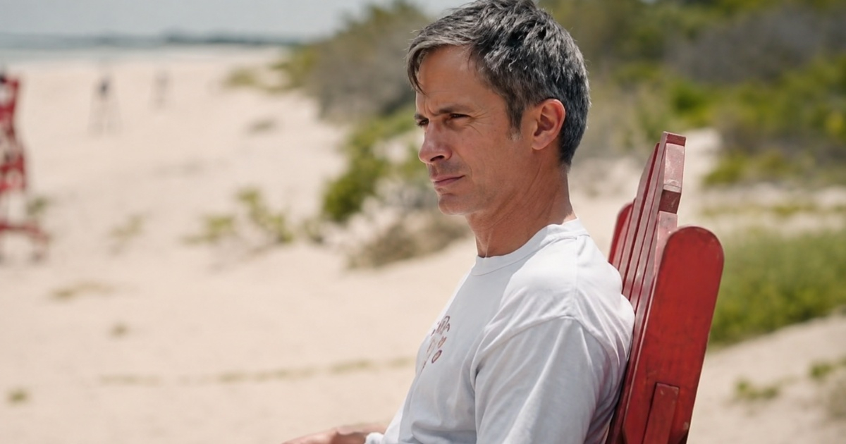 Gael García Bernal to Direct and Star as Cuban Lifeguard in New Film with Ricky Martin