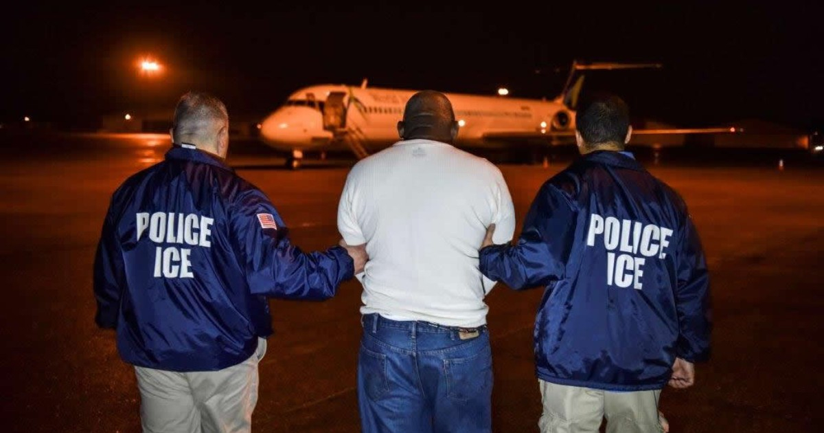 Impact of ICE Deportations: Study Warns of Rising Prices and Job Losses in the U.S.