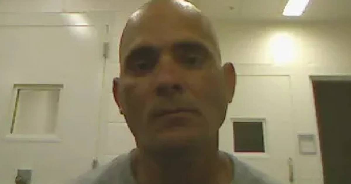 Cuban Nationals with Theft and Commerce Interference Convictions Deported