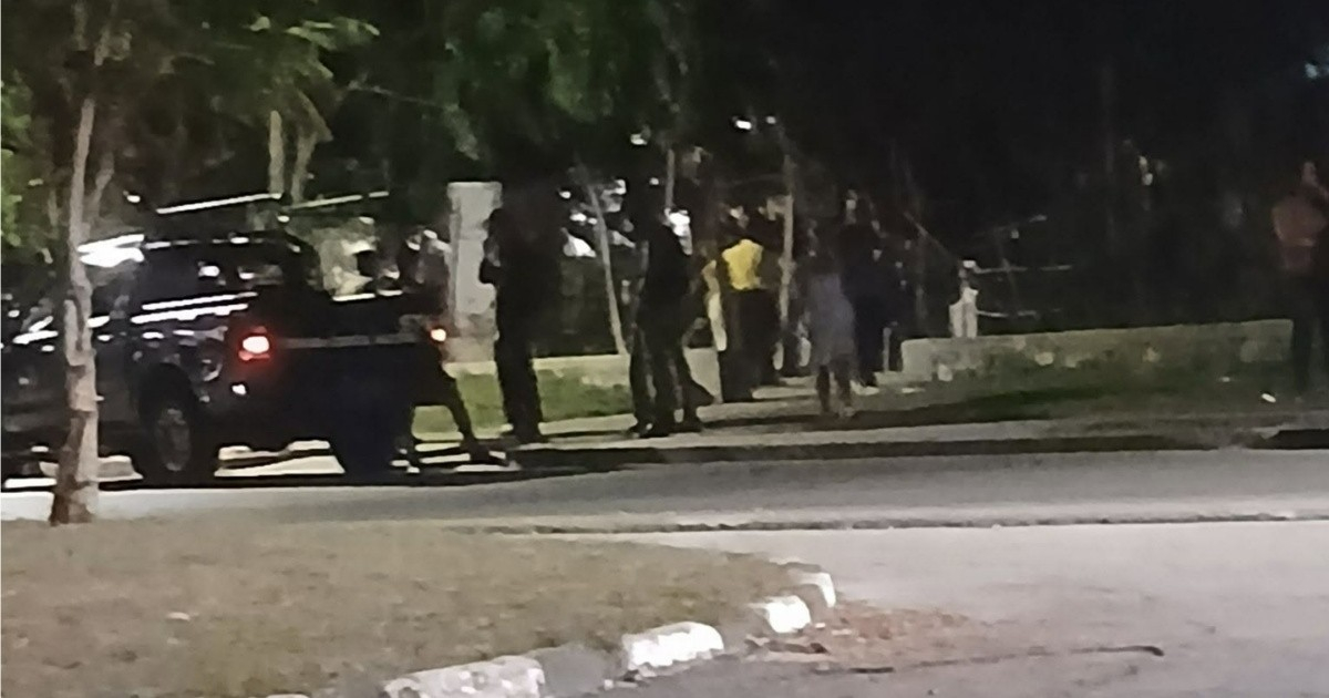 Heavy Military Presence in Jaimanitas Amid Fears of Protests After Extended Power Outage