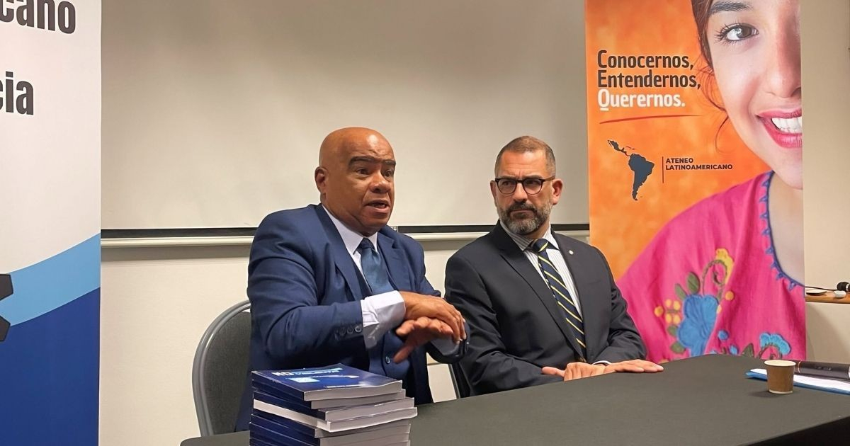 Omar López Montenegro Unveils "Strategic Nonviolent Struggle: 100 Practical Tips" in Uruguay