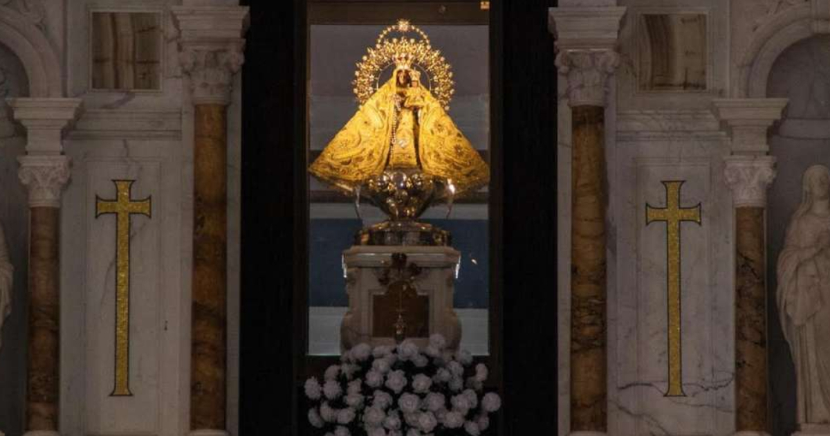 Cubans Gather in Prayer for Our Lady of Charity