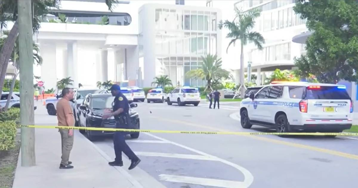 Man Barricades Himself for Hours in Miami Building: SWAT Teams Surround Area