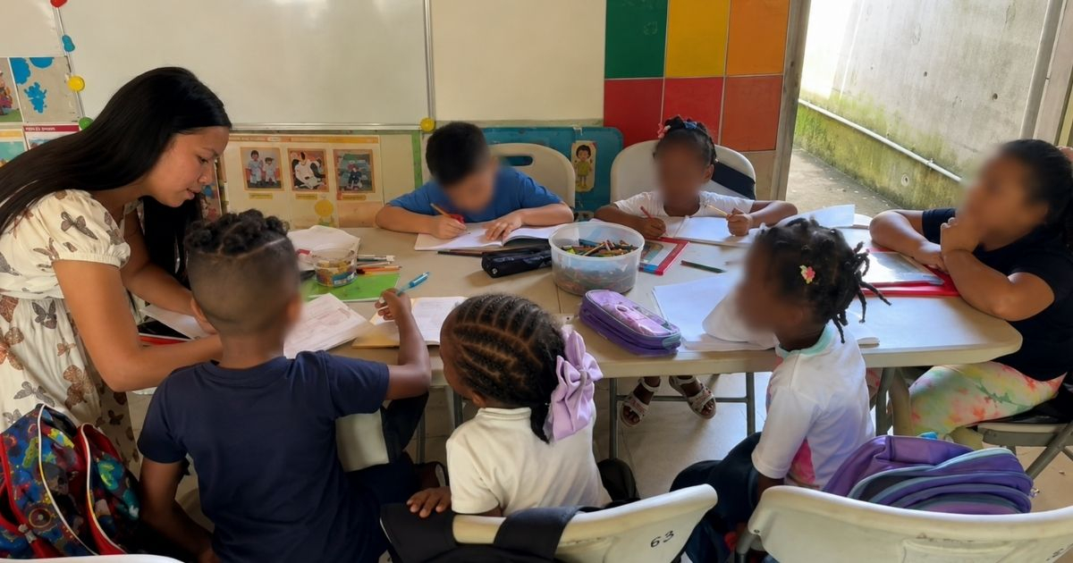 Cuban Children Dominate Migrant Student Enrollment in Tapachula School Program