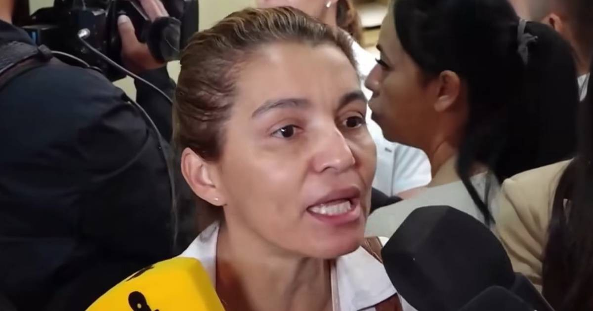 Paraguayan Doctor Trained in Cuba Rejects Political Allegations: "Neither Communist nor Socialist"