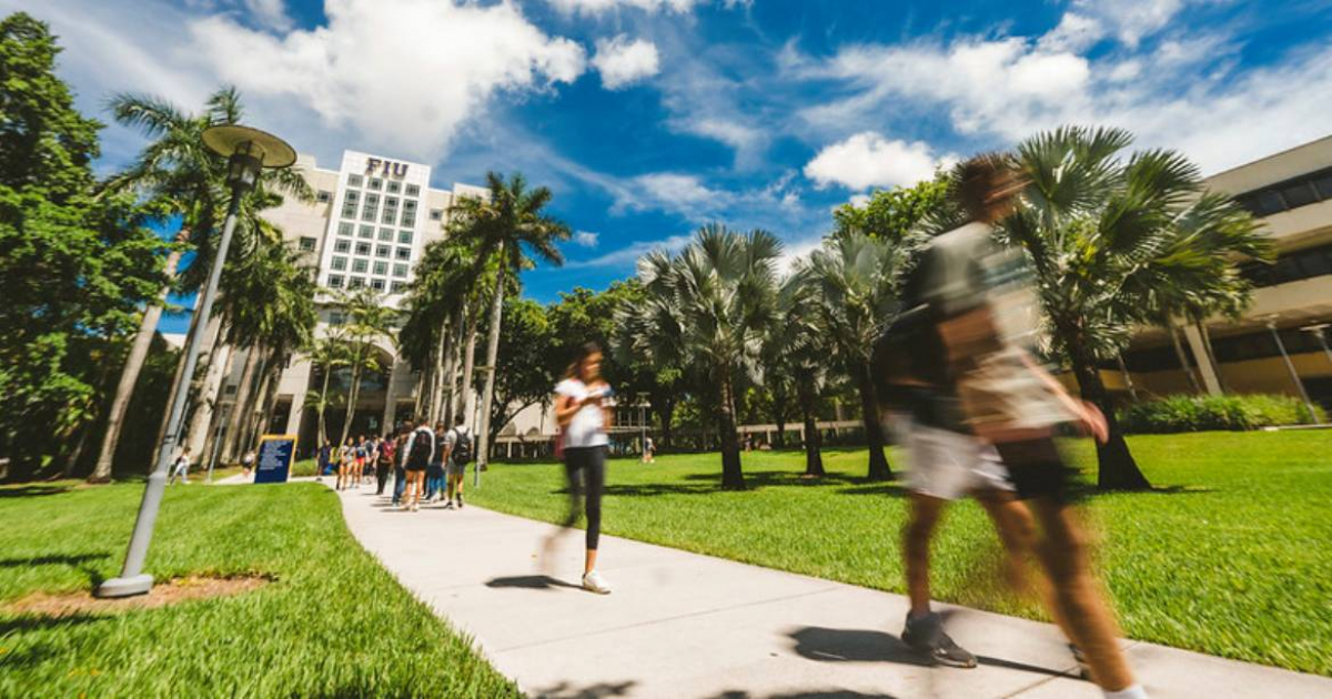 Florida Bars Undocumented Students from Enrolling in Public Universities