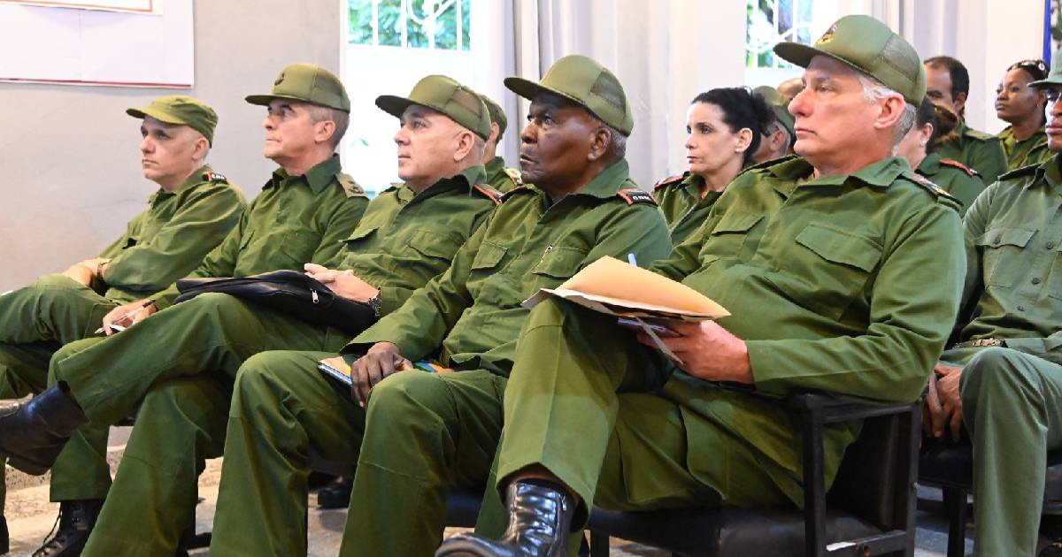 Díaz-Canel Urges Cubans to Prepare for Shelter in Basements and Tunnels