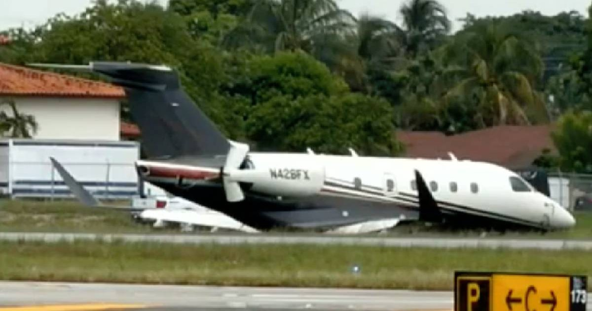 Avión en Opa Locka © Captura de video